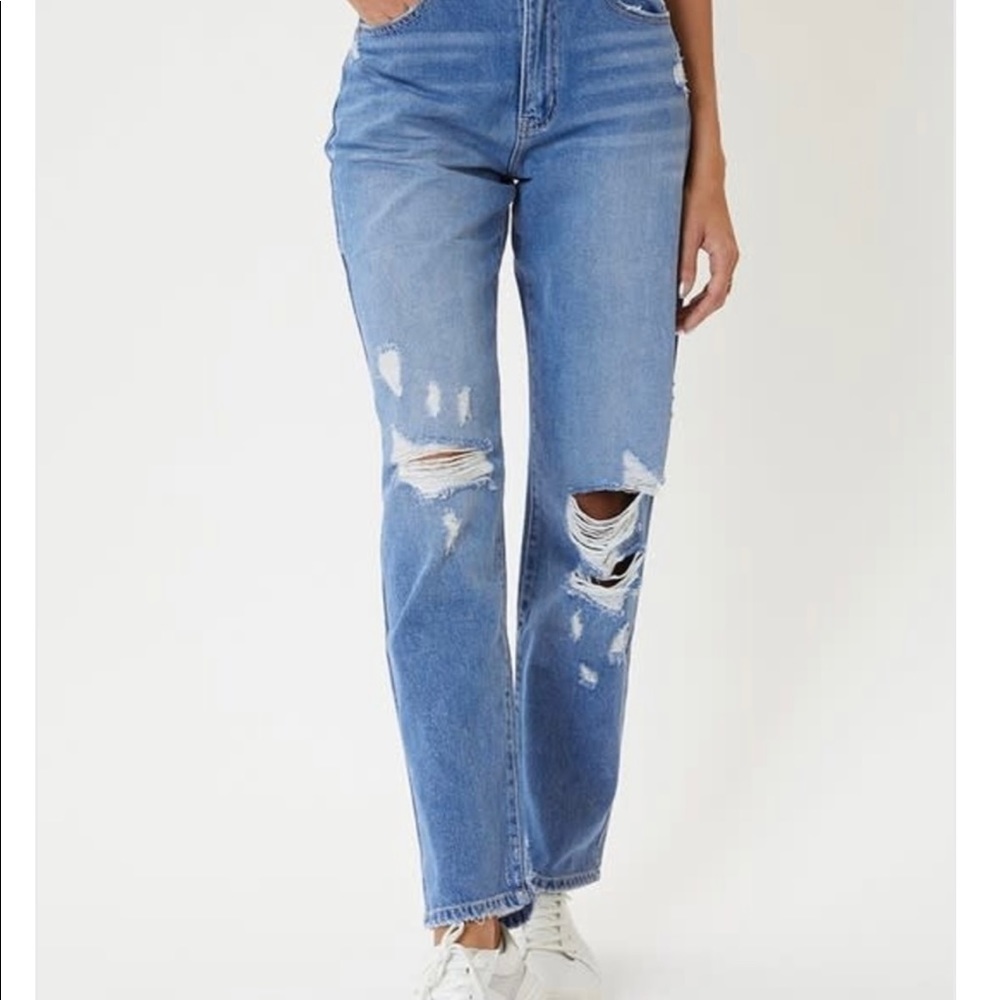 KanCan high rise distressed 90’s boyfriend jeans, size 24, excellent condition